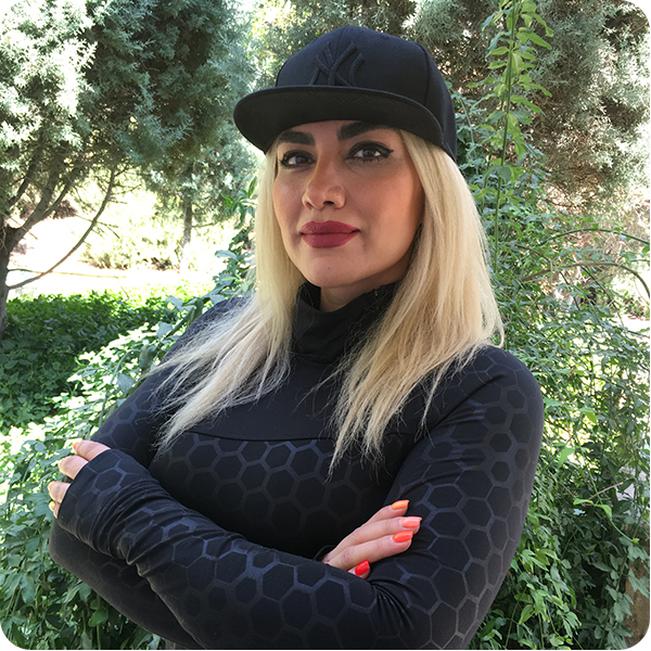 آناهیتا خلیل زادگان